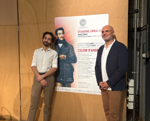 Il direttore d'orchestra Aram Khacheh_ con il presidente dell' Orchestra Rossini Saul Salucci per L'Elisir d'Amore alle Muse